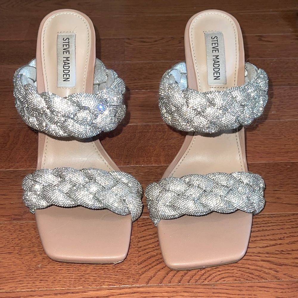 Steve Madden Kenley heels shiny. SIZE 8